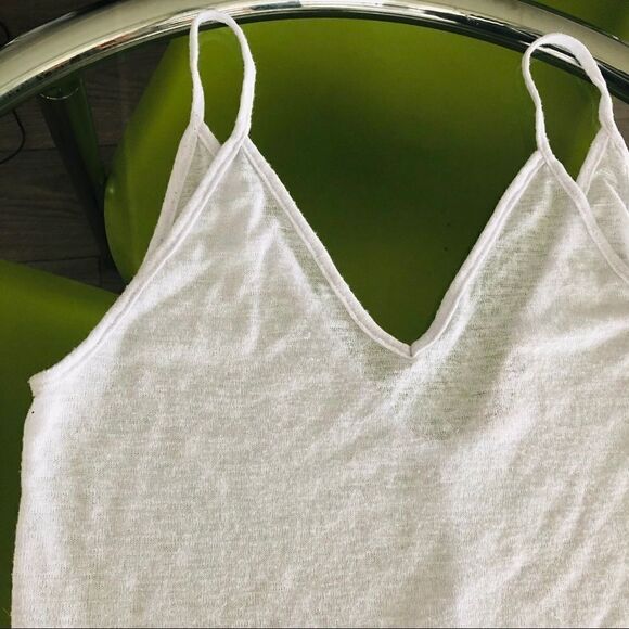 💝(3/$25) project social t • raw hem double v cami tank top - Picture 3 of 7